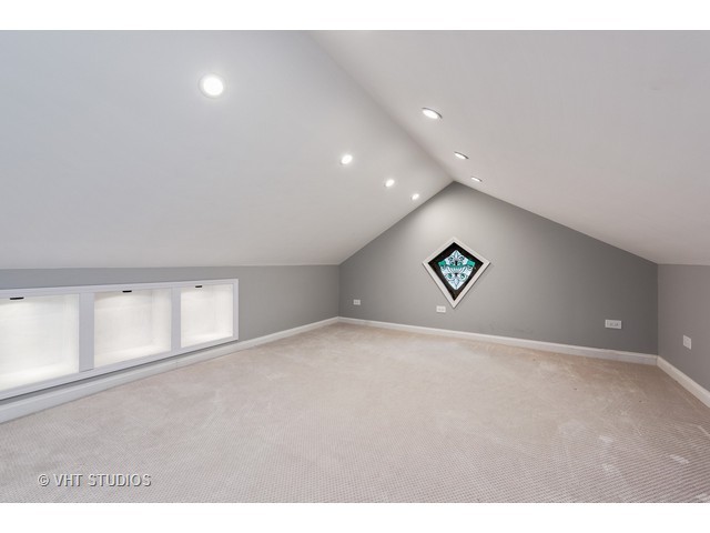 1047 Forest Ave, Evanston, IL 60202 photo 22