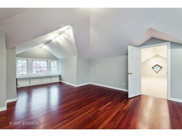 1047 Forest Ave, Evanston, IL 60202 photo 19