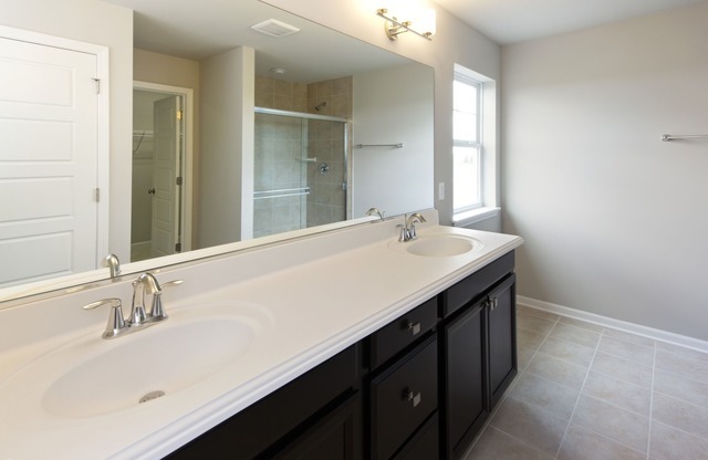 16040 S Selfridge Cir, Plainfield, IL 60586 photo 8