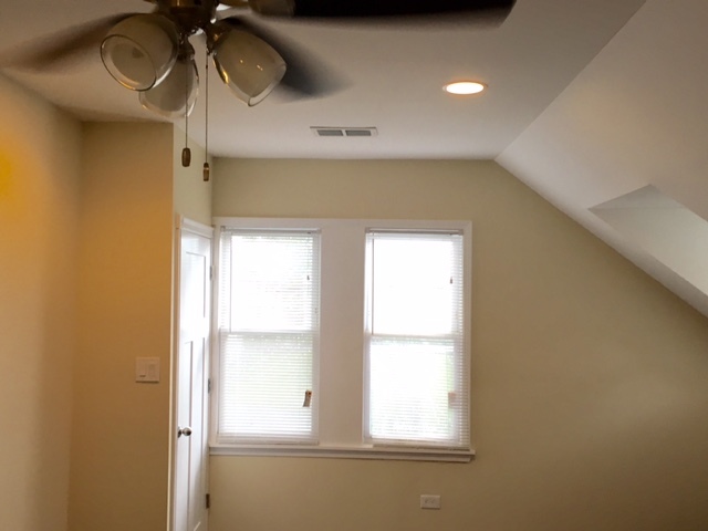31 E 99th Pl, Chicago, IL 60628 photo 15
