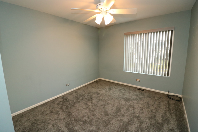 215 Aberdeen Dr, Algonquin, IL 60102 photo 17