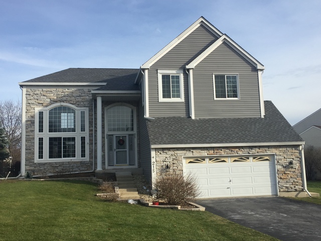 215 Aberdeen Dr, Algonquin, IL 60102 photo 1