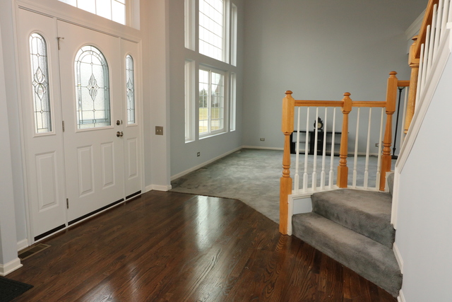 215 Aberdeen Dr, Algonquin, IL 60102 photo 10