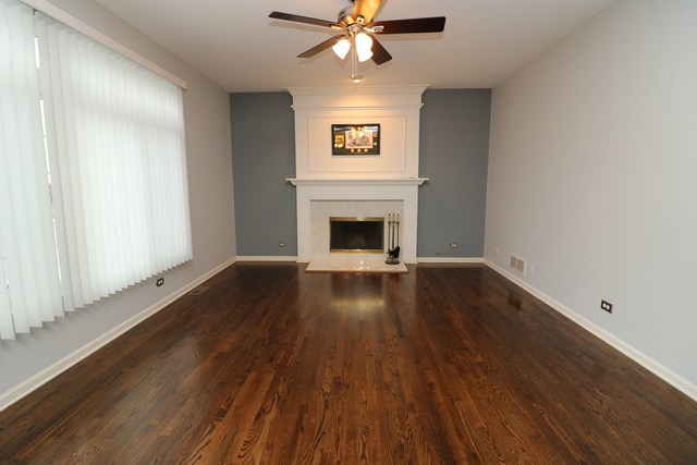 215 Aberdeen Dr, Algonquin, IL 60102 photo 8