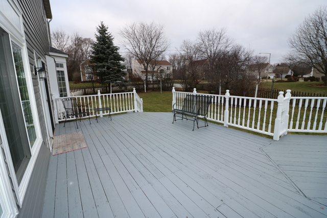 215 Aberdeen Dr, Algonquin, IL 60102 photo 20