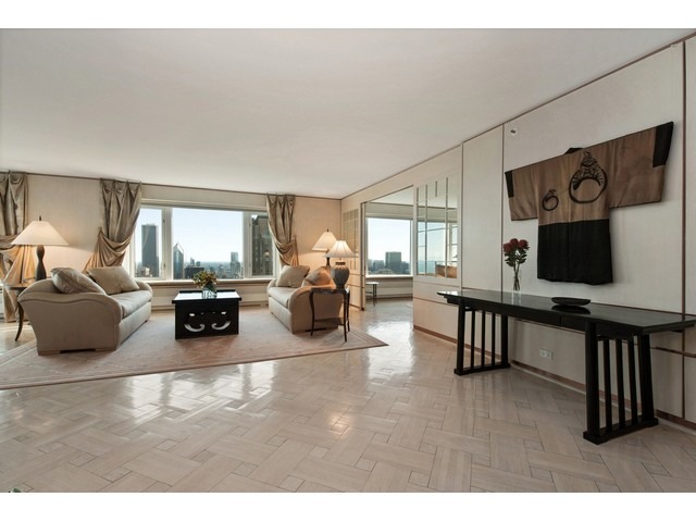 132 E Delaware Pl #5802, Chicago, IL 60611 photo 4