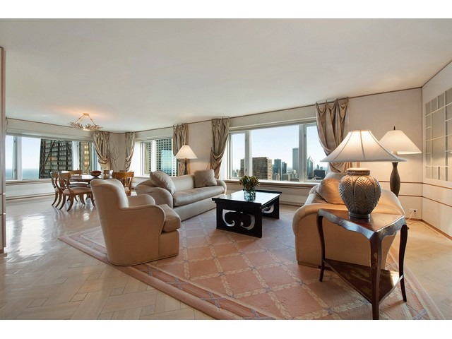 132 E Delaware Pl #5802, Chicago, IL 60611 photo 5