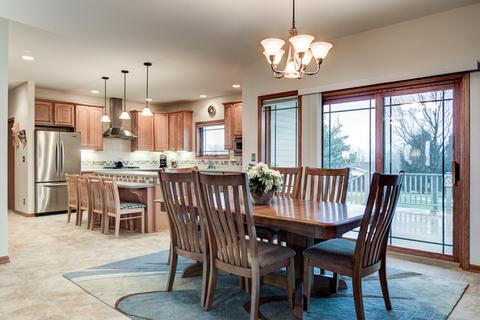 824 Pitcairn Ct, Davis, IL 61019 photo 8