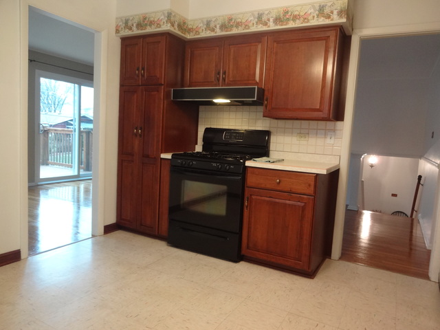 660 Frederick Ln, Hoffman Estates, IL 60169 photo 7