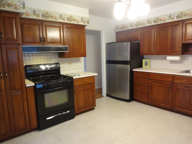 660 Frederick Ln, Hoffman Estates, IL 60169 photo 8
