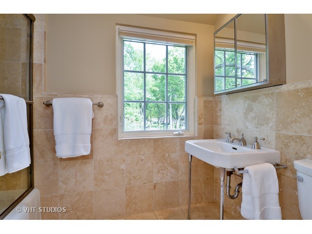 546 Meadow Rd, Winnetka, IL 60093 photo 16