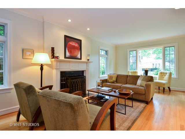 546 Meadow Rd, Winnetka, IL 60093 photo 4