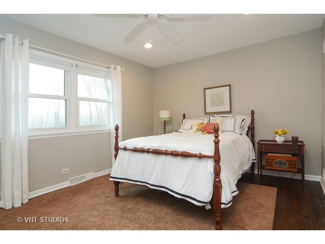 890 Summit Dr, Deerfield, IL 60015 photo 10