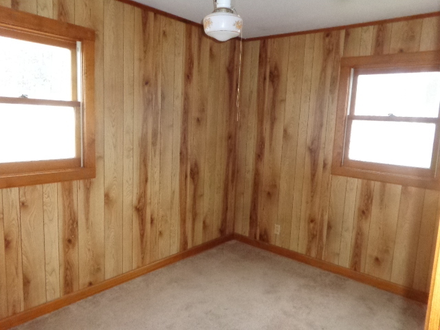 1003 E Taylor St, Dekalb, IL 60115 photo 5
