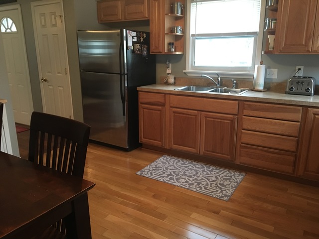 454 W 7th St, Pecatonica, IL 61063 photo 6