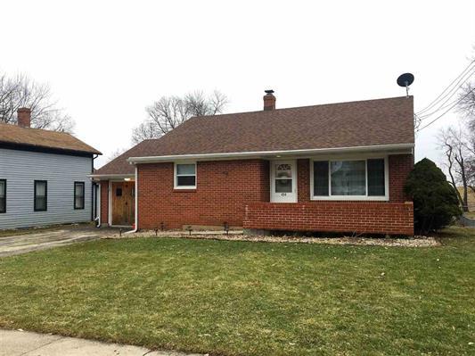 454 W 7th St, Pecatonica, IL 61063 photo 1