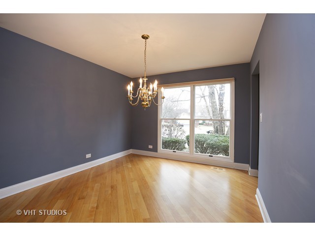 1118 Barber Ct, West Dundee, IL 60118 photo 5