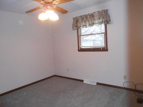 105 Raven Ct, Morris, IL 60450 photo 8