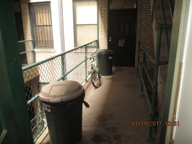 2405 E 72nd St #2, Chicago, IL 60649 photo 13