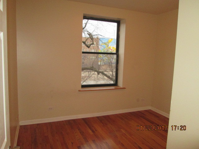 2405 E 72nd St #2, Chicago, IL 60649 photo 9