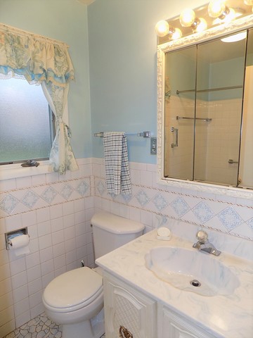 239 W Manchester Dr, Wheeling, IL 60090 photo 13