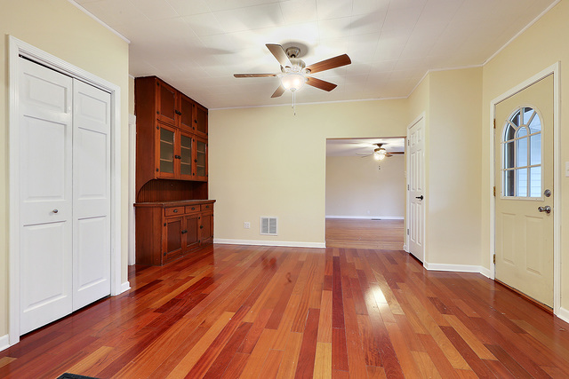 407 S Third St, Peotone, IL 60468 photo 2