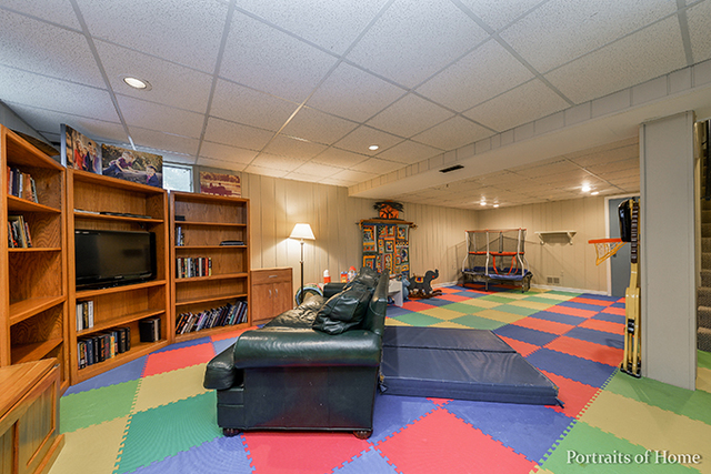 1304 Gamon Rd, Wheaton, IL 60189 photo 23