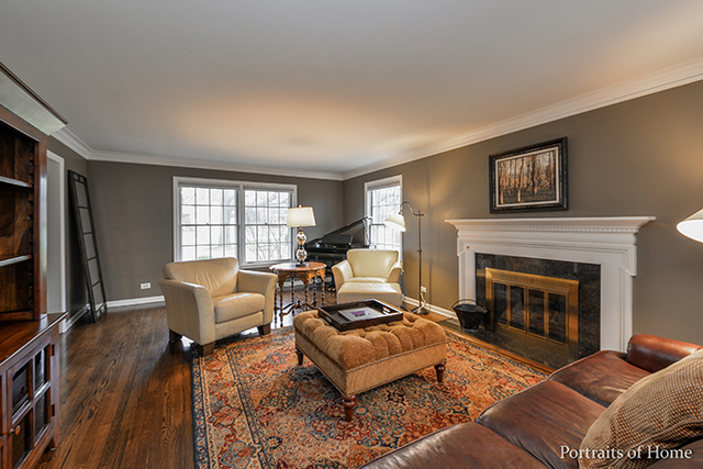 1304 Gamon Rd, Wheaton, IL 60189 photo 3