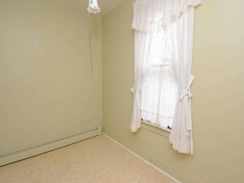 21 Guth St, East Dundee, IL 60118 photo 9