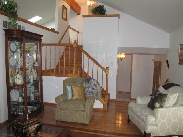 3903 Edgewater Dr, Hazel Crest, IL 60429 photo 2