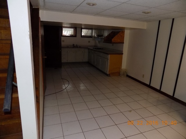 975 Arnold Ct, Des Plaines, IL 60016 photo 21