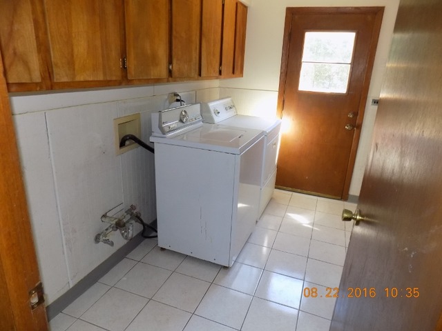 975 Arnold Ct, Des Plaines, IL 60016 photo 22