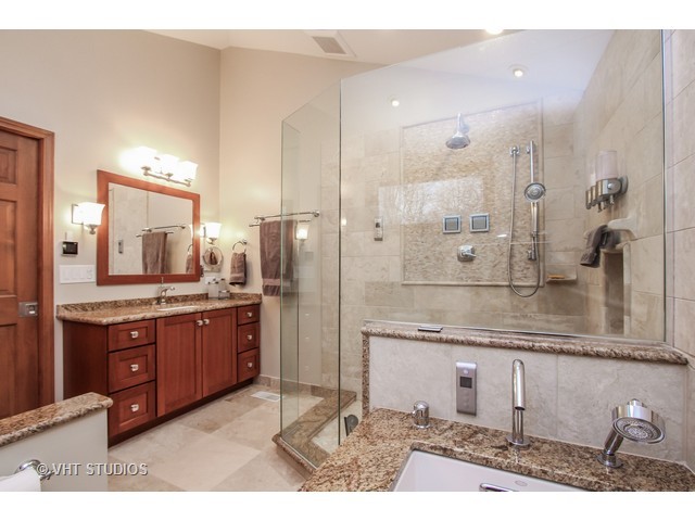 179 Willow Rd, Ingleside, IL 60041 photo 9