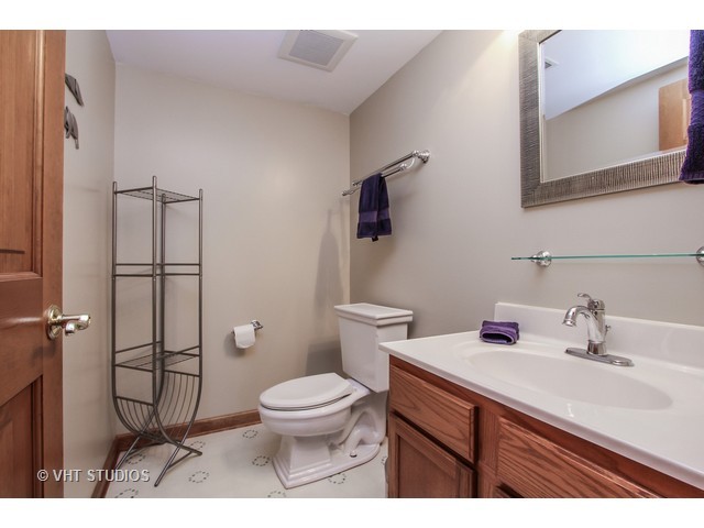 179 Willow Rd, Ingleside, IL 60041 photo 14