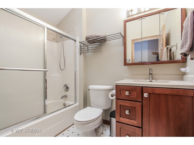 179 Willow Rd, Ingleside, IL 60041 photo 13