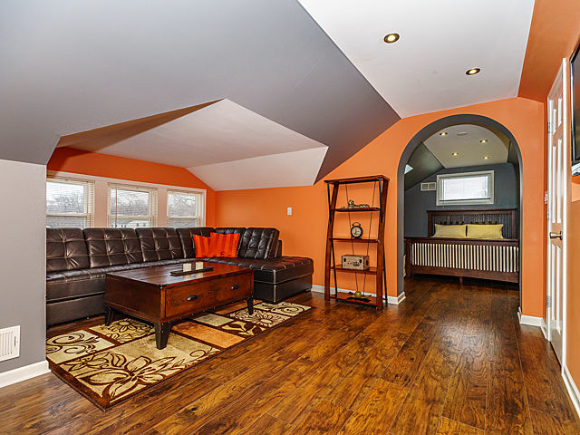110 N Maple St, Addison, IL 60101 photo 12