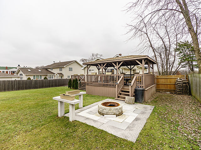 110 N Maple St, Addison, IL 60101 photo 24
