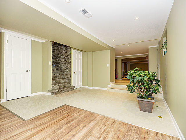 110 N Maple St, Addison, IL 60101 photo 19