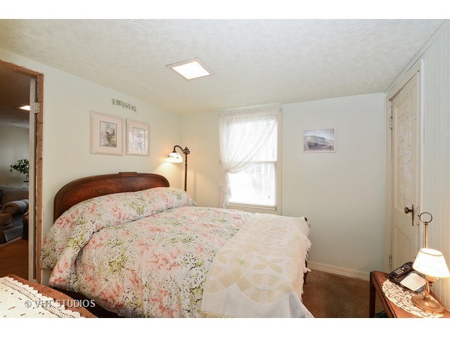 7129 S Oketo Ave, Bridgeview, IL 60455 photo 5