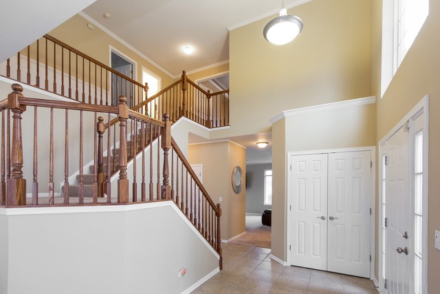 6713 Sahara Dr, Plainfield, IL 60586 photo 2