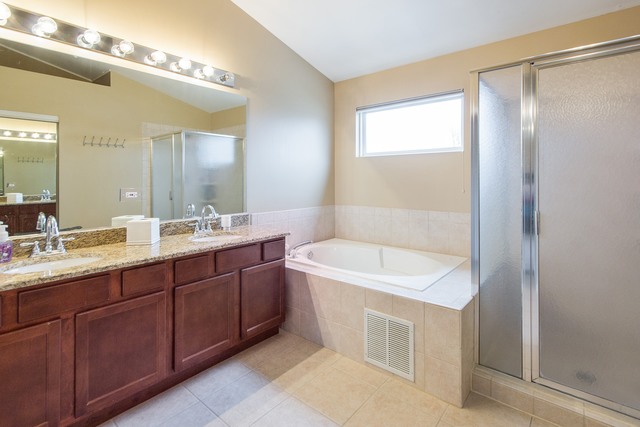 6713 Sahara Dr, Plainfield, IL 60586 photo 9