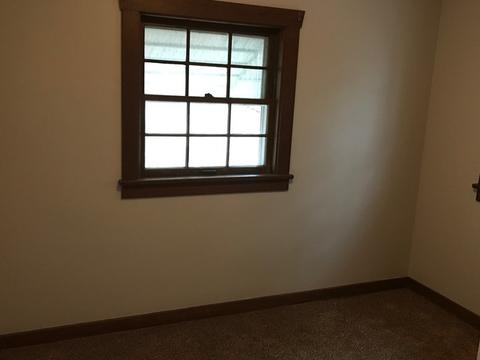 612 Walnut Ave, Elgin, IL 60123 photo 8