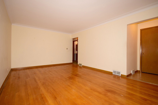 7615 W Devon Ave, Chicago, IL 60631 photo 3