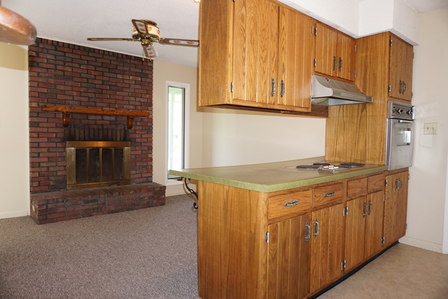 301 Cherokee Dr, Georgetown, IL 61846 photo 9