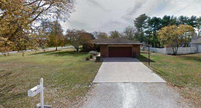 209 Pershing Ct, Philo, IL 61864 photo 2