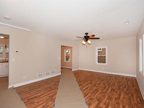 14513 Trumbull Ave, Midlothian, IL 60445 photo 3