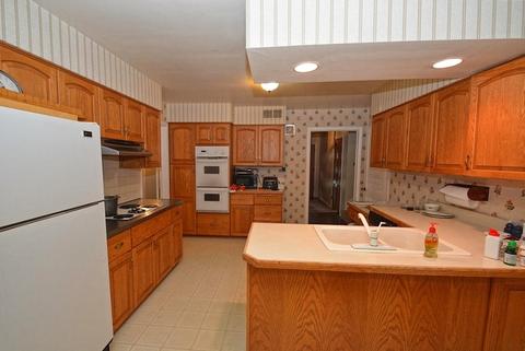 130 E Hillside Rd, Naperville, IL 60540 photo 6