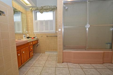 130 E Hillside Rd, Naperville, IL 60540 photo 11