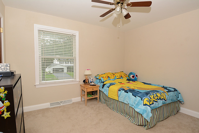 236 Aberdeen Rd, Cary, IL 60013 photo 18
