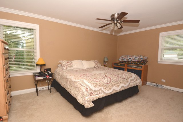 236 Aberdeen Rd, Cary, IL 60013 photo 17